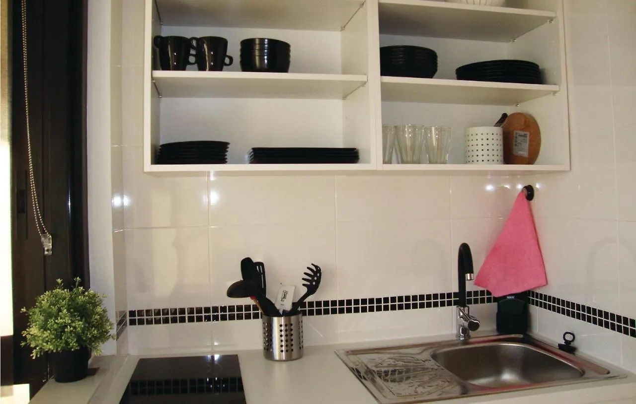 Amazing Apartment In Benalmdena Costa With 1 Bedrooms, Wifi And Outdoor Swimming Pool