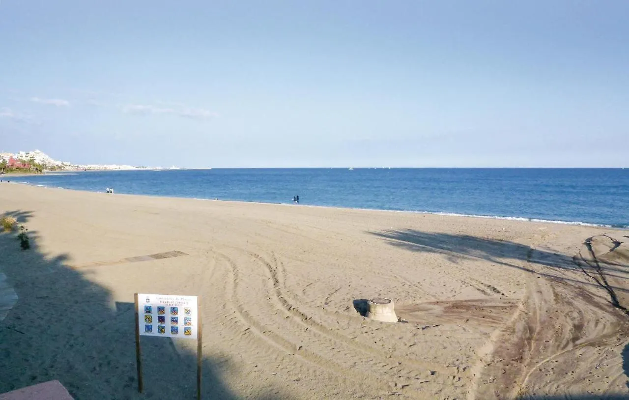 Amazing Apartment In Benalmdena Costa With 1 Bedrooms, Wifi And Outdoor Swimming Pool